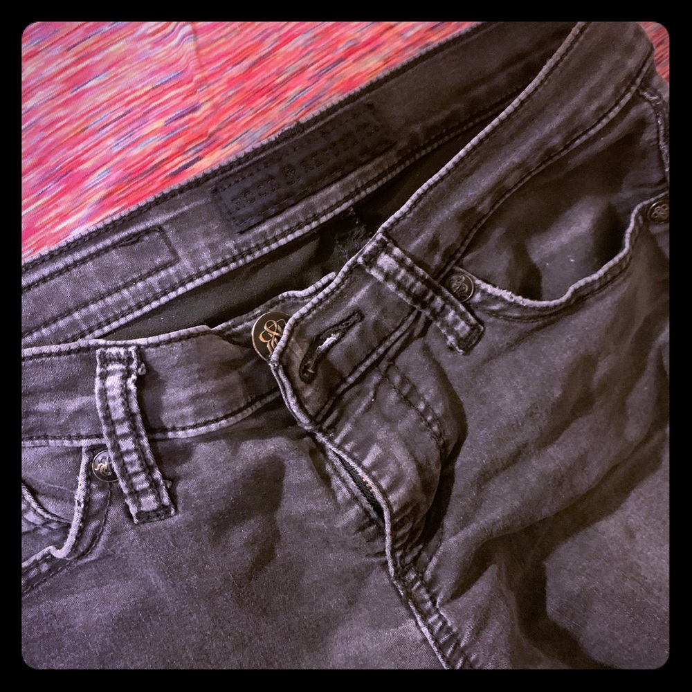 Super skinny stretch faded jeans